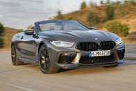 Több száz új fotón a BMW M8 Competition 450