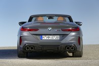 Több száz új fotón a BMW M8 Competition 500