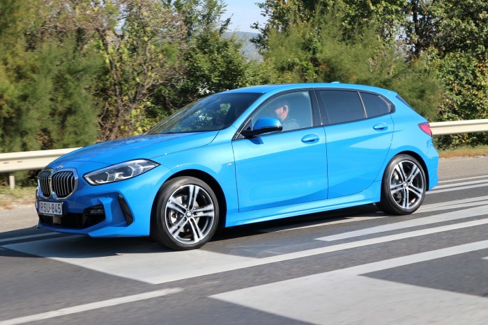 Itt az új Egyes és a kombi Hármas BMW 63 Itt az új Egyes és a kombi Hármas BMW 63