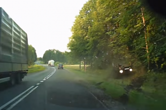 Így lesz normál sebességű haladásból durva bukfenc