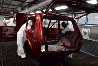 Meglepő, hogy még 2019-ben is így fényezik a Ladákat