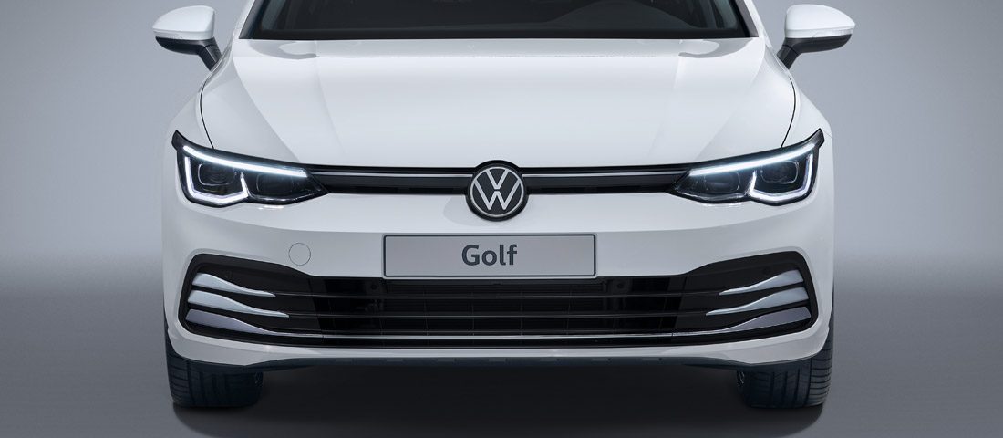 Megérkezett a 8-as Golf, mi pedig megnéztük, beleültünk