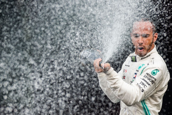 F1: Hamilton egy fillért sem kap a hatodik vb-címért?