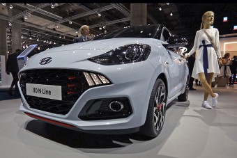 A mérges kisautó és a hidrogénes csodakocsi