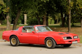 Pontiac Firebird - Egy álomautó, ami nem is drága