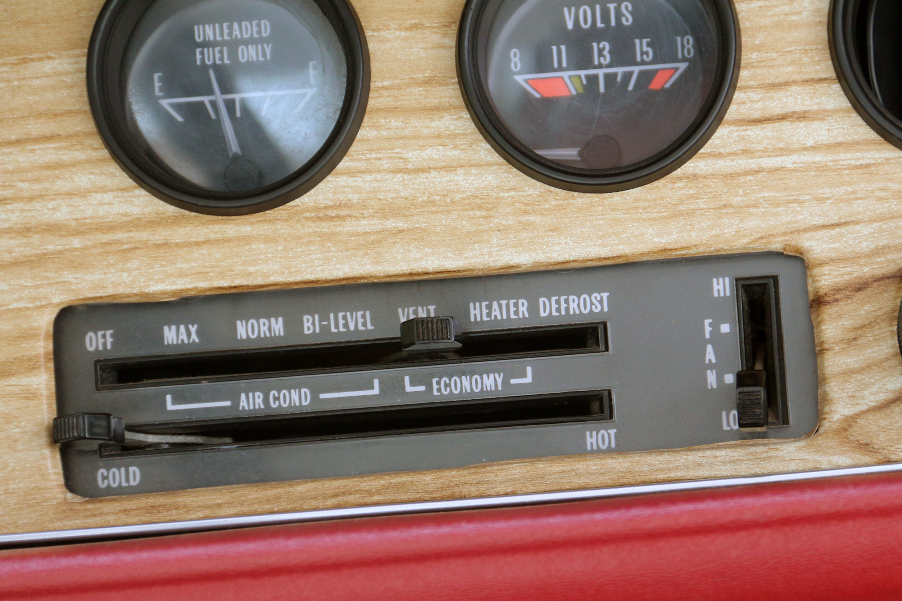 Pontiac Firebird – Egy álomautó, ami nem is drága 49
