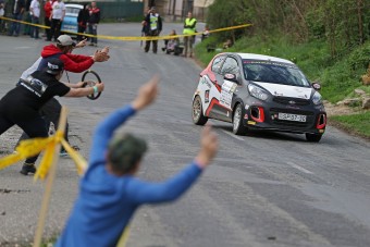 Bajnokavatás a rali legkisebbjeinél