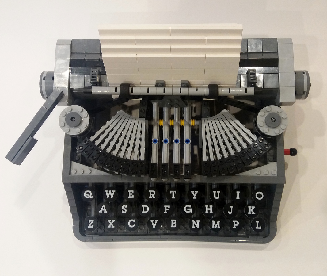 Ez az írógép még a LEGO munkatársait is lenyűgözte 2