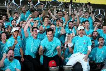 F1: Hamilton autójával nyert Bottas