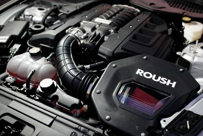 Régi gúnyával és 700 lóval lett igazán stílusos ez a Mustang 6 | Vezess Régi gúnyával és 700 lóval lett igazán stílusos ez a Mustang 6