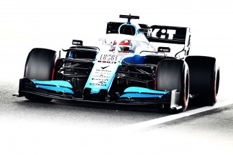 F1: Russell drukkol az ellenfeleinek