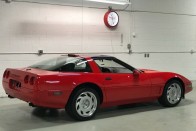30 évig várt az első tulajdonosra ez a piros Corvette 13