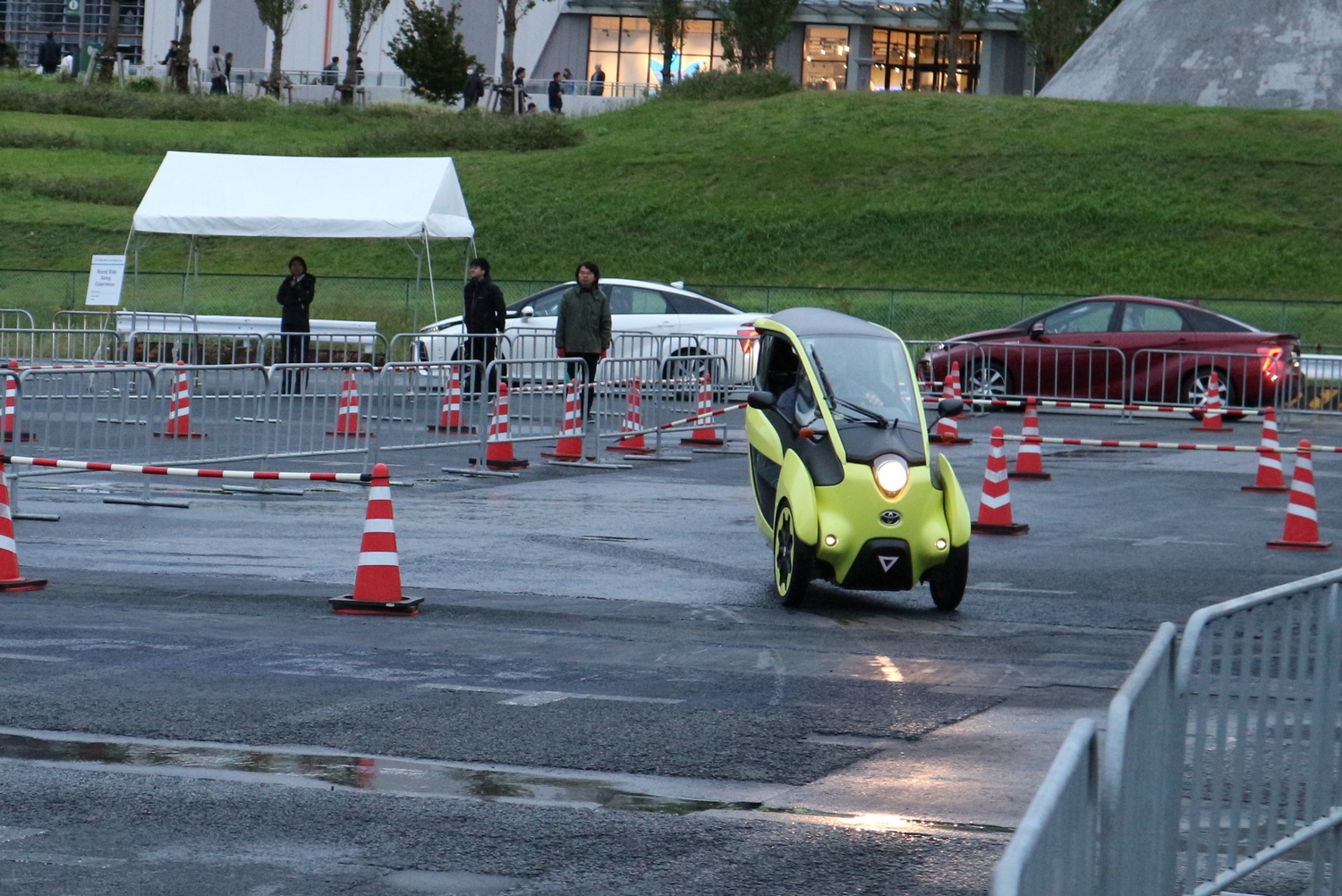 Japánban is azt mondják, hogy az autózás kora lejárt 16