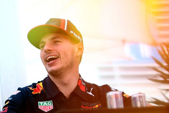 Räikkönen: Ennyi erővel otthon is maradhatnánk 2 | Vezess Räikkönen: Ennyi erővel otthon is maradhatnánk 2