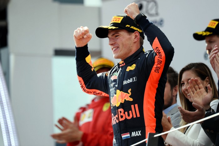 Verstappen: Mi szóltunk, hogy ez nem pankráció!