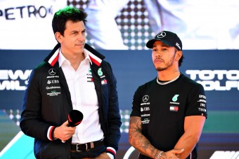 F1: A Merci már télen lekötné Hamiltont