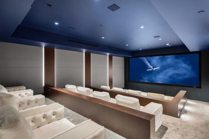 Nem mindennapi extra jár ehhez a villához 6