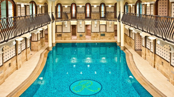 Ritkán láthatunk ilyen felvételeket Budapest luxushoteleiről 1 Ritkán láthatunk ilyen felvételeket Budapest luxushoteleiről 1