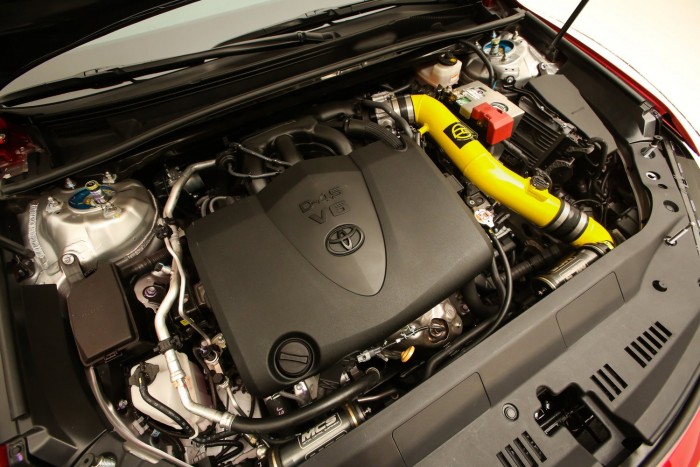 Komótos szedánból építettek versenyautót 6