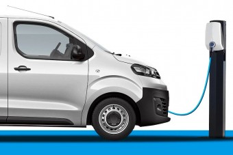 Jönnek a Peugeot villanyfurgonjai