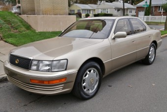 Makulátlan luxusautó egy Dacia áráért