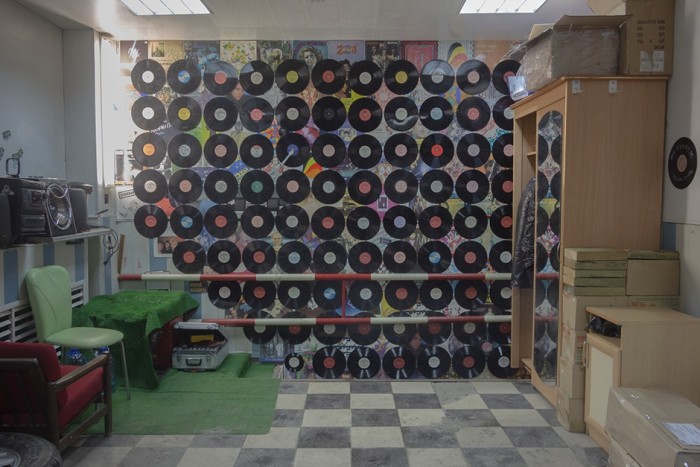 Kívül romok, belül kis paloták ezek a garázsok 5