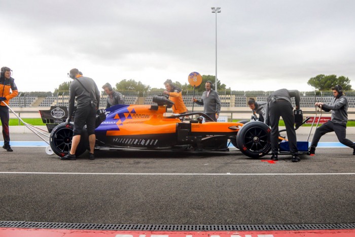 F1: Tovább pörögnek a 18-as kerekek