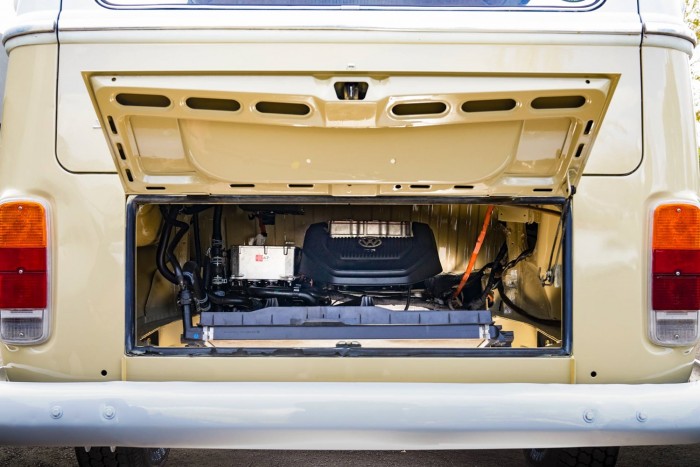 Fürgébb és csöndesebb lett az 50 éves Transporter 6 | Vezess Fürgébb és csöndesebb lett az 50 éves Transporter 6