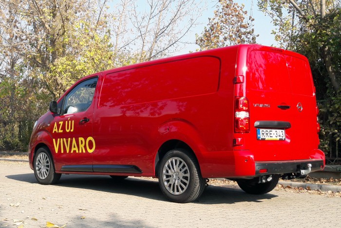 Lángvörös romboló az Opeltől 9 Lángvörös romboló az Opeltől 9