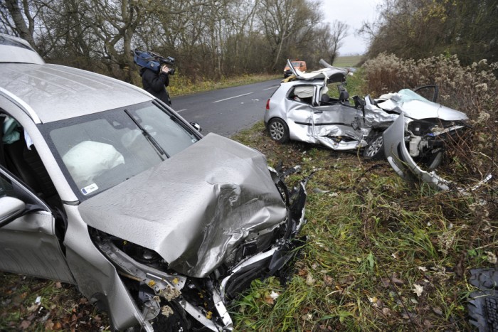 Meghalt a kislány, akivel az Üllői úton szállt le a helikopter