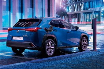 Nem okoz meglepetést a Lexus első villanyautója