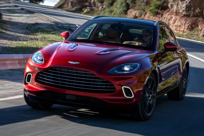 Megérkezett az Aston Martin szabadidőjárműve 8