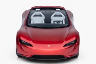 Tényleg kapható a Tesla Roadster, és a polcon is elfér 13