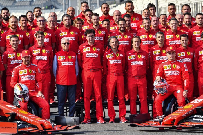 Ferrari: Próbáltunk kockáztatni 2 Ferrari: Próbáltunk kockáztatni 2