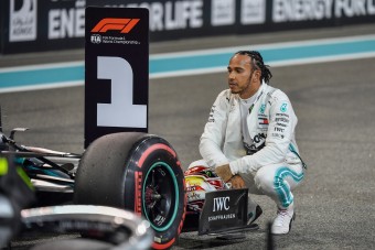Hamilton: A 2.0-s Bottas nagyon gyors
