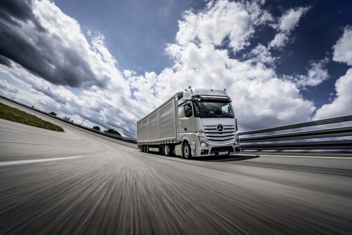Az Actros lett a 2020 Év Teherautója