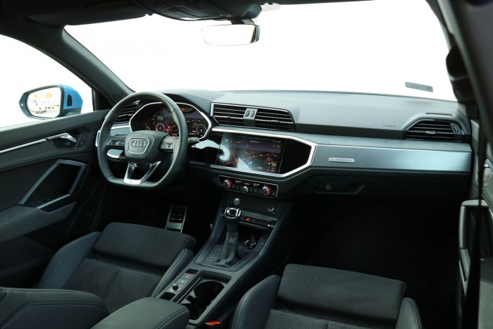 Semmi trükk – Audi Q3 9