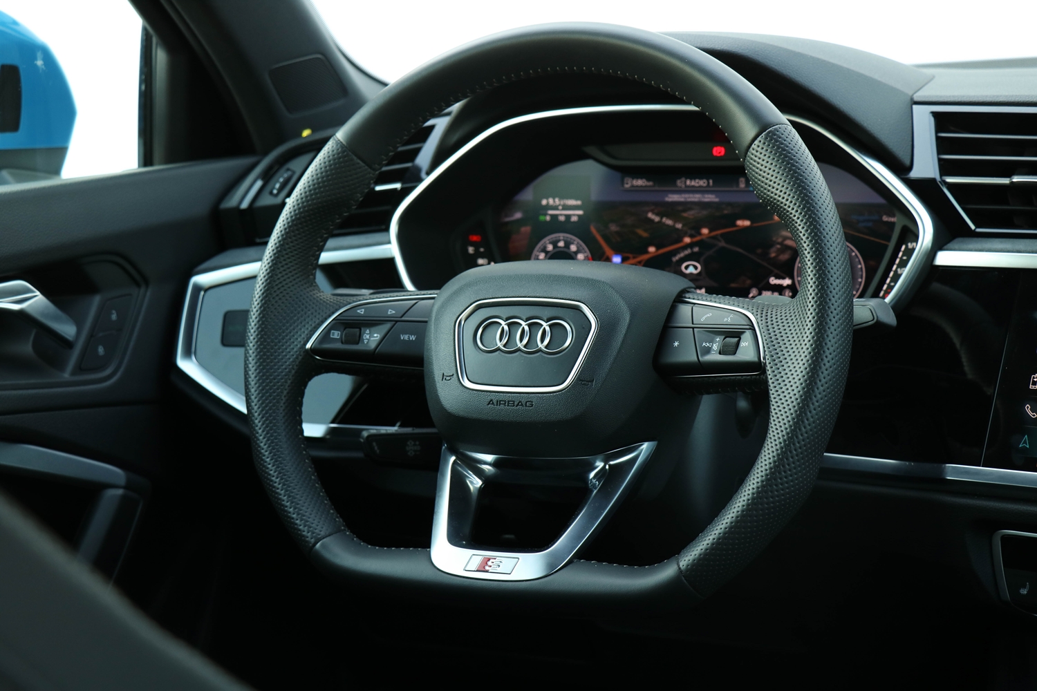 Semmi trükk – Audi Q3 14