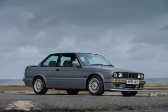 20 millióért már új autót lehet venni. Vagy ezt!