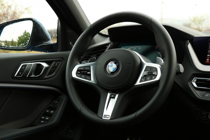 BMW, nagy kérdőjelekkel: mit tud az új 1-es BMW? 112 BMW, nagy kérdőjelekkel: mit tud az új 1-es BMW? 112