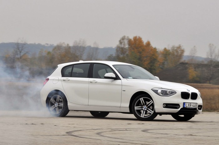 BMW, nagy kérdőjelekkel: mit tud az új 1-es BMW? 109 BMW, nagy kérdőjelekkel: mit tud az új 1-es BMW? 109