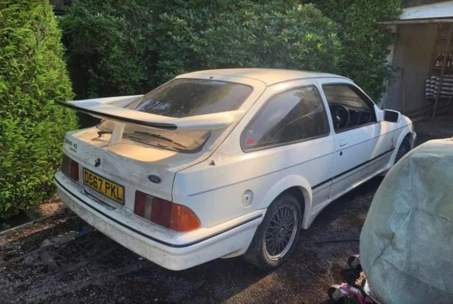 33 millióért vettek meg egy 28 éve garázsban porosodó Fordot 2