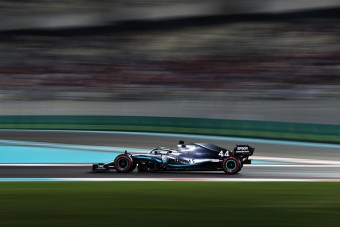 F1: Hamilton visszatért az első rajtkockába