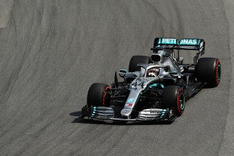 F1: Új szponzor, új szín a Mercedesnél?