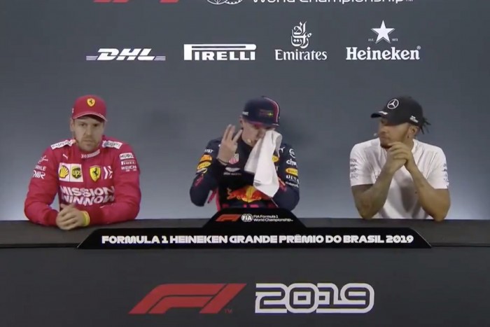 F1: Ment az adok-kapok az interjúszobában is