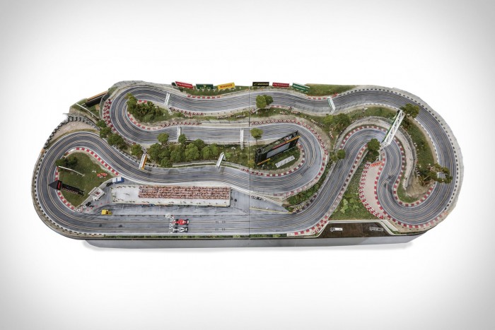 Minden férfi gyerekkori álma egy ilyen asztal 1