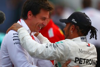 F1: A Mercedes-főnök a Marsra is elrepülne Hamiltonnal