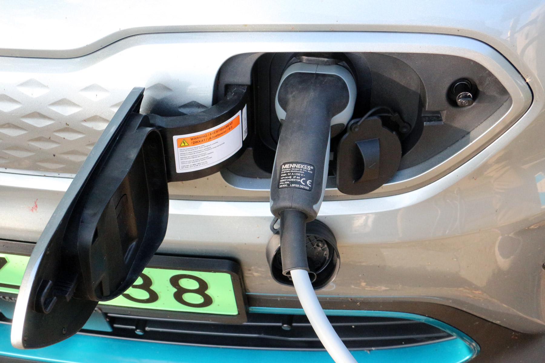 Teszt: Kia e-Niro 64 kWh: Magyarország egyik legokosabb villanyautója 10 Teszt: Kia e-Niro 64 kWh: Magyarország egyik legokosabb villanyautója 10
