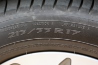 Teszt: Kia e-Niro 64 kWh: Magyarország egyik legokosabb villanyautója 73 Teszt: Kia e-Niro 64 kWh: Magyarország egyik legokosabb villanyautója 73