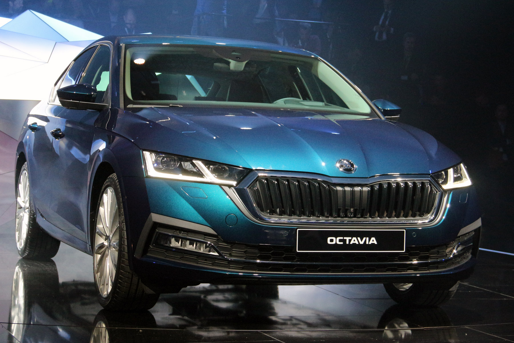 Bréking: a legelső képek és videó az új Škoda Octaviáról 8